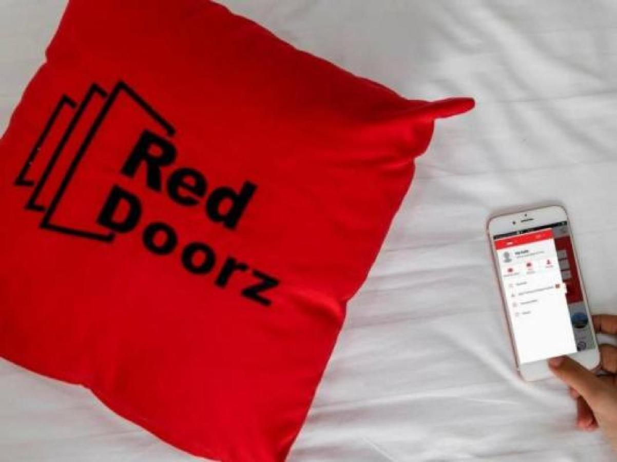 Reddoorz Near Jalan Gatot Subroto Medan Hotel Luaran gambar